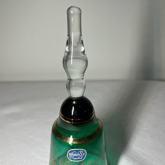 Bohemian Emerald Green Crystal Glass Bell * Stunning Gold Gilding - Picture 3 of 9